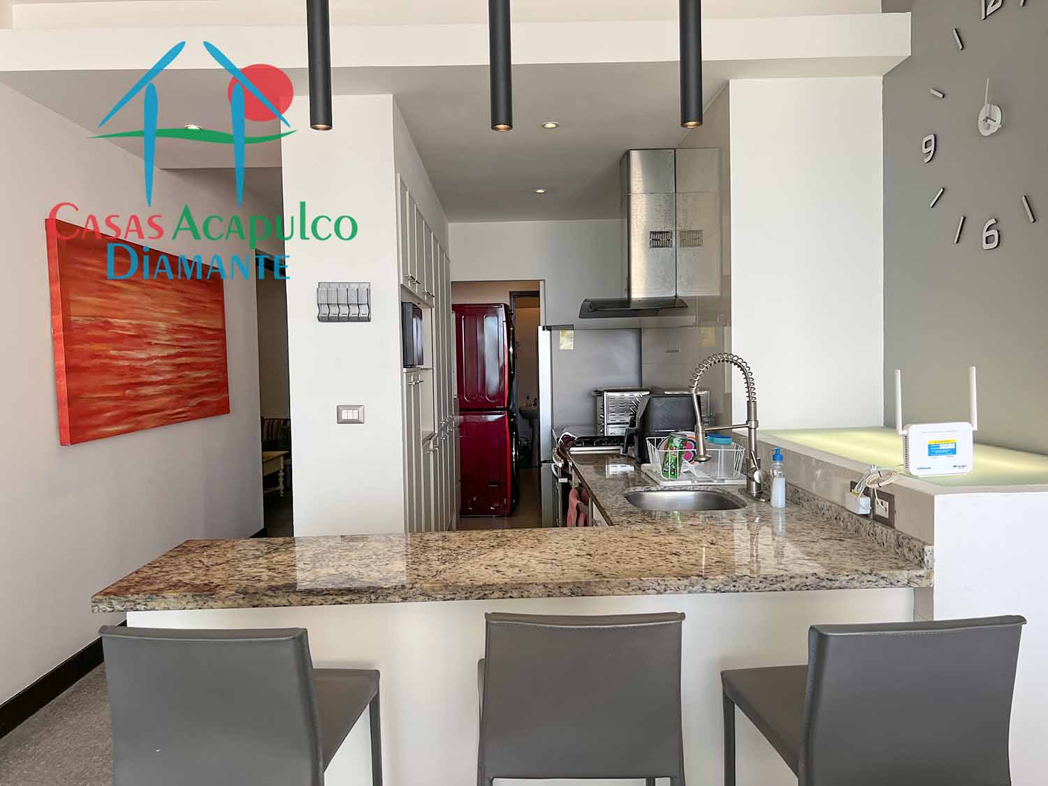 Ocean Front 108 - Cocina 1