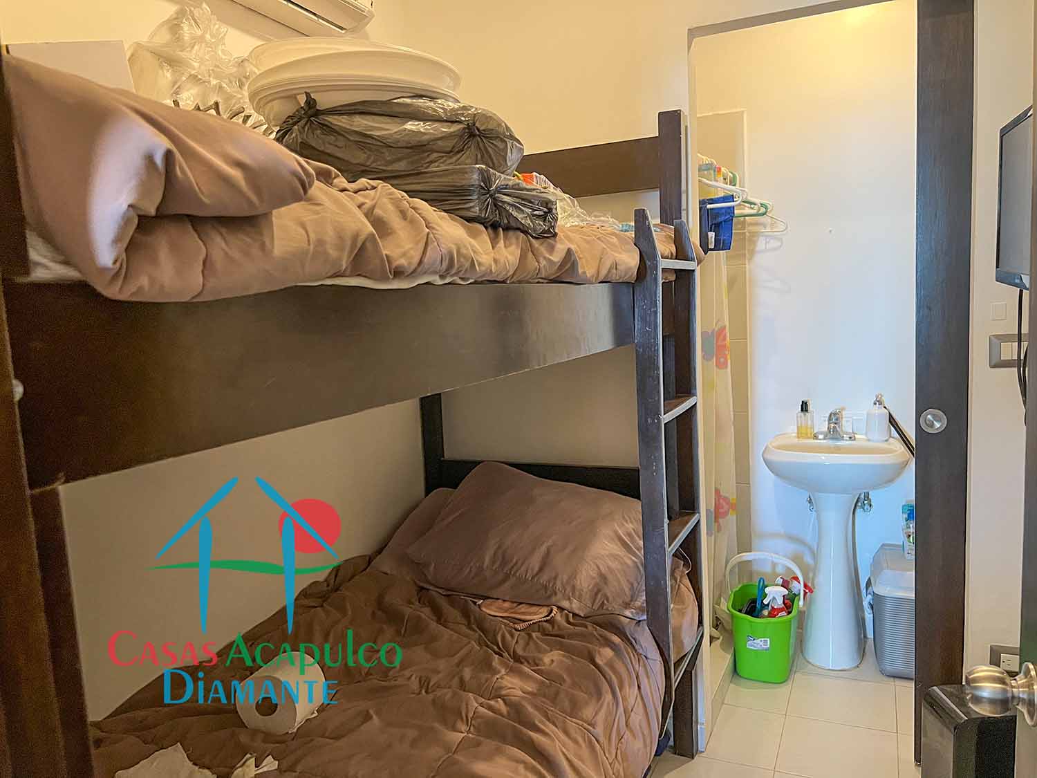 Ocean Front 108 - Cuarto de servicio 1