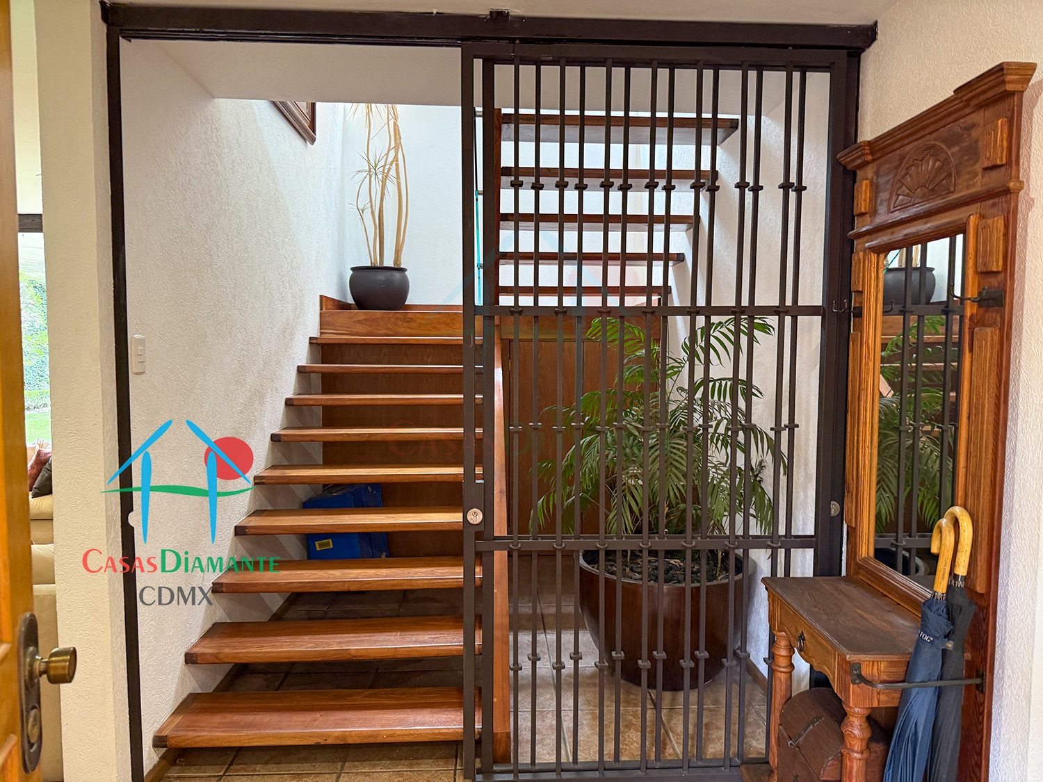 Jardines del Pedregal Casa Alan ACJ - Escaleras 1