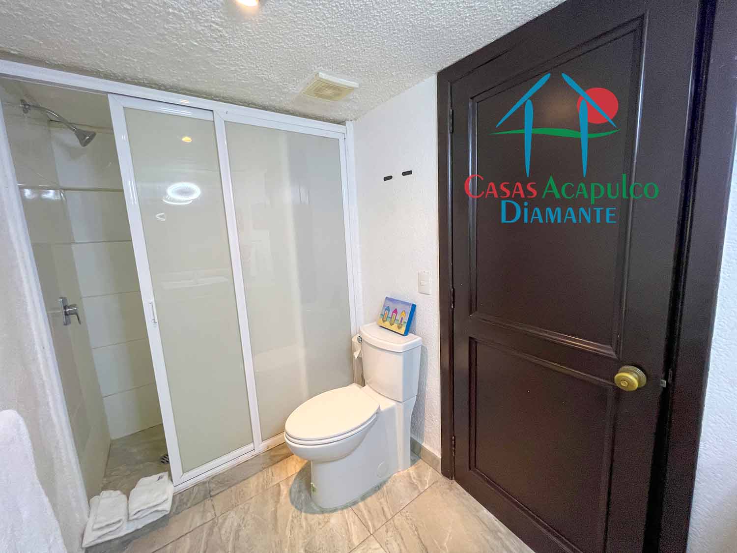 Villas Princess I Villa 102 - Baño completo 1