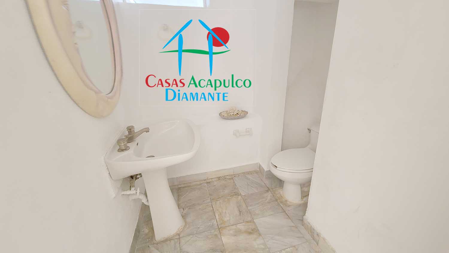 Pichilingue Casa Aldila - Baño de visitas 1