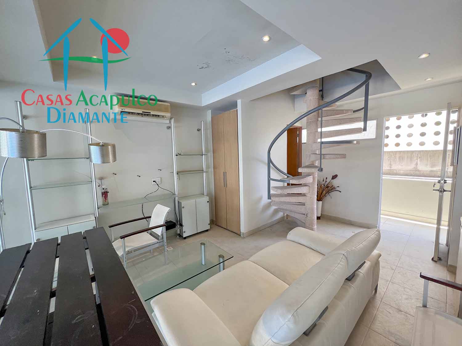 Aura D 103 - Estancia 2