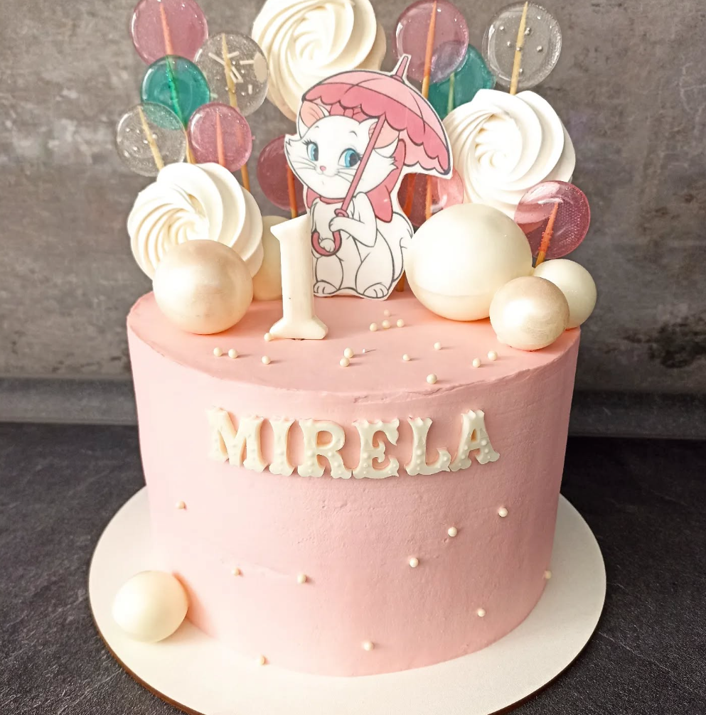 Tort Roz Marie Aristocats cu Acadele și Bezele