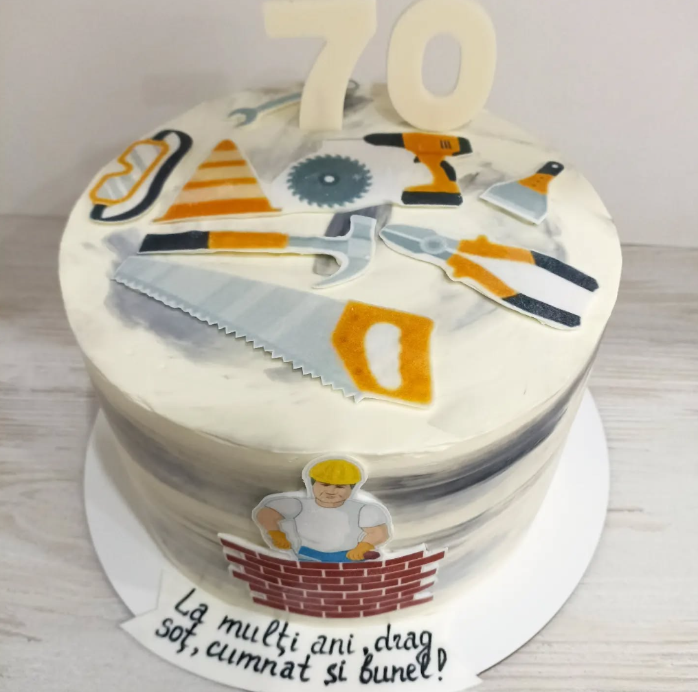 Tort Tematic Meșter: Unelte, Cifră 70 și Mesaj Personalizat