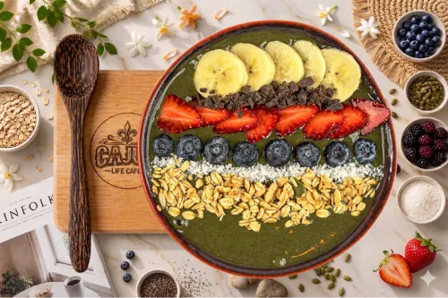 Green Coconut & Dark Choco Smoothie Bowl