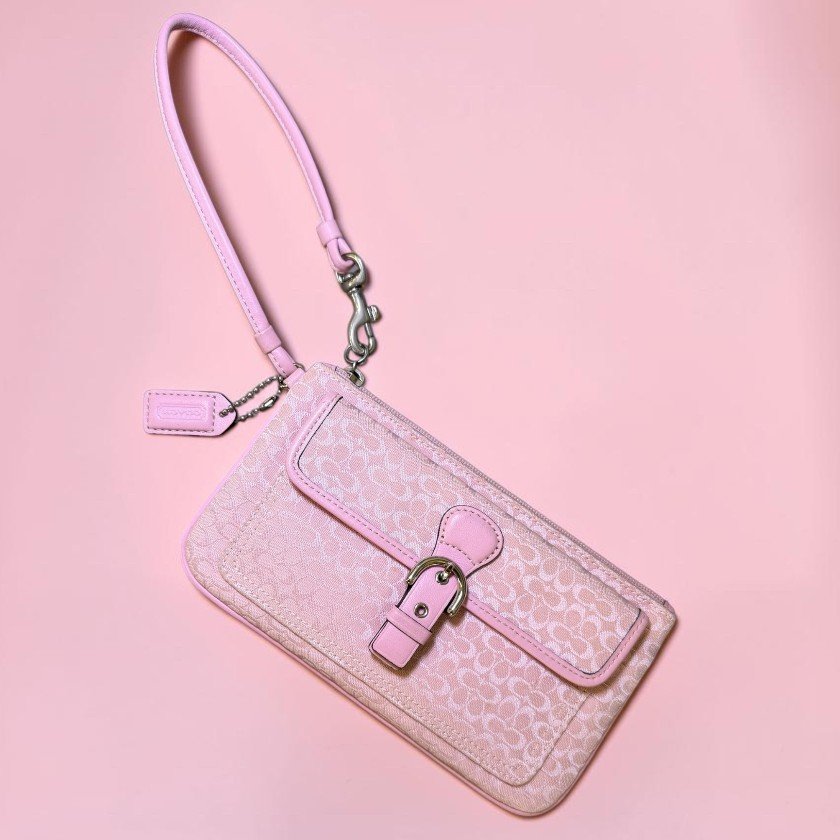 pink wristlet wallet