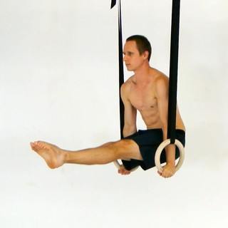 Rings l-sit