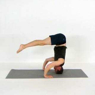 Tripod headstand straight legs lift