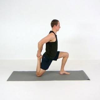 Kneeling quad stretch