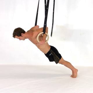 Incline rings pushup