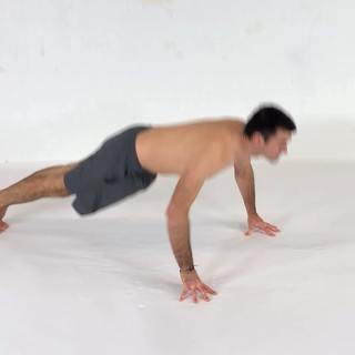 Hands-release fingertip pushup