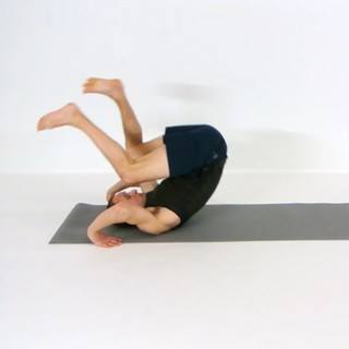 Squat to forward roll