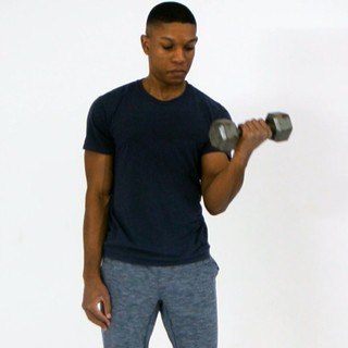 Single dumbbell biceps curl