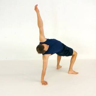 Table top reach up