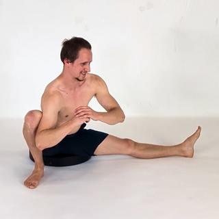 Supported vertical frog
