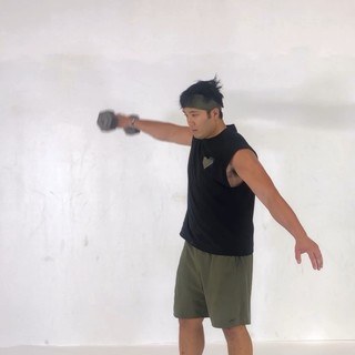 One-arm lateral delt raise