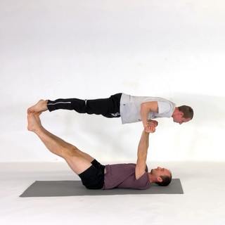 Long front plank fly pushup