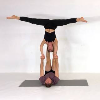 Pike straddle star