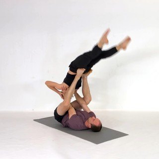 Bird to shoulder stand to back bird to low foot on hand
