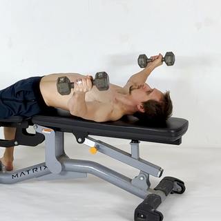 Dumbbell fly