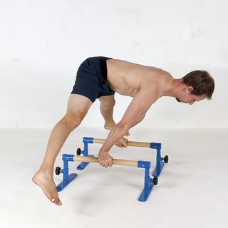 Pike straddle planche