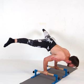 Straddle 90-degree pushup