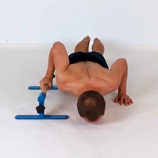 Uneven pushup