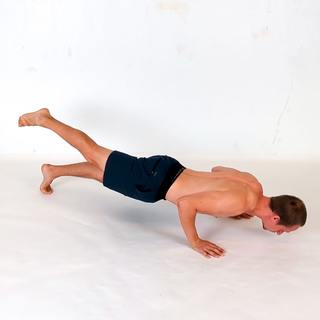 One-leg pushup