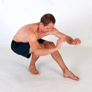 Front-Staggered Squat