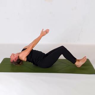 Supported advanced fish pose