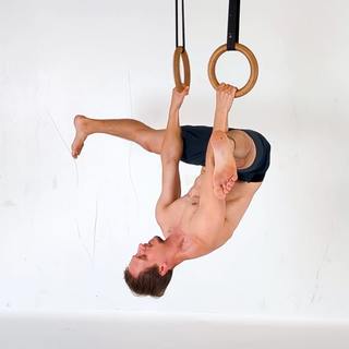 Inverted straddle