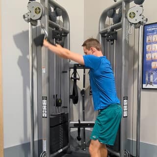 Straight-arm pulldown
