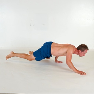 Low lizard crawl