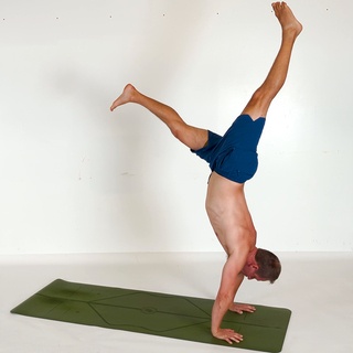 Split legs handstand