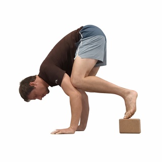 Crow pose tiptoe on block
