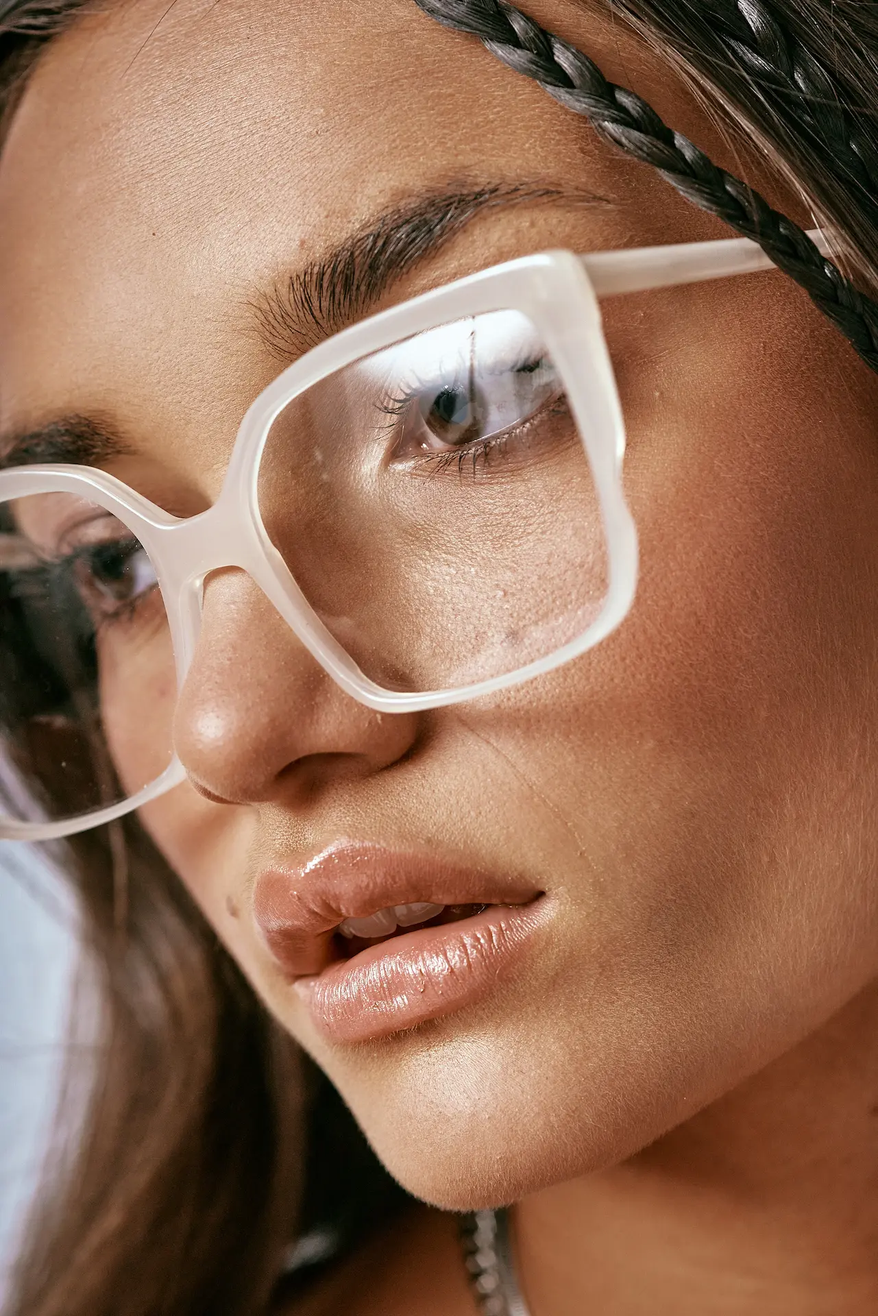 Detalle de la campaña E7 con Camila Tessio