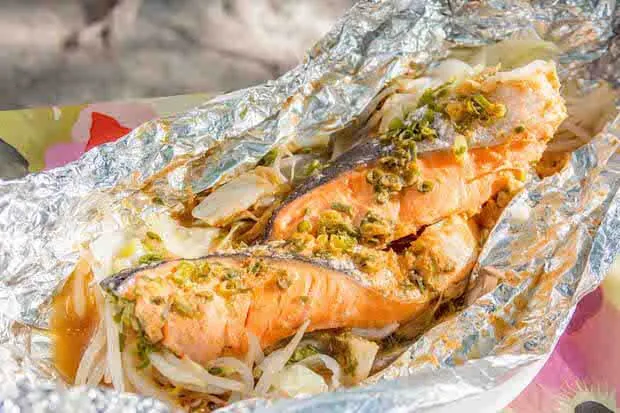 鮭とキノコのバター醤油焼き