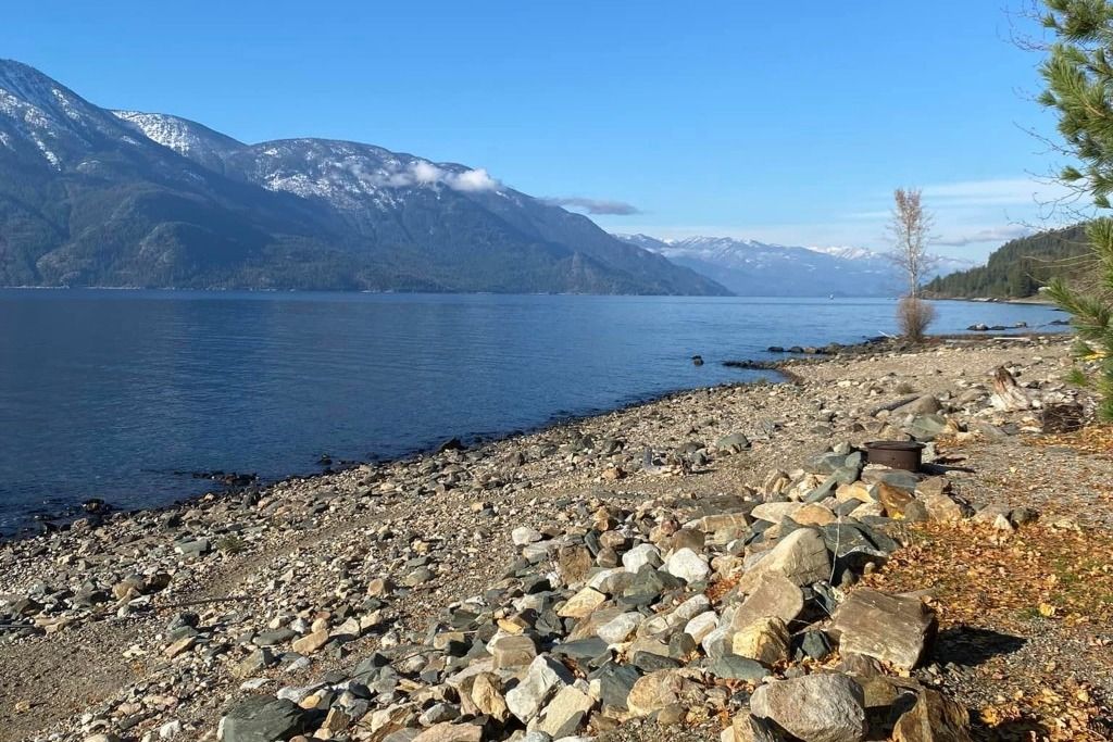 Kootenay Lake Paradise