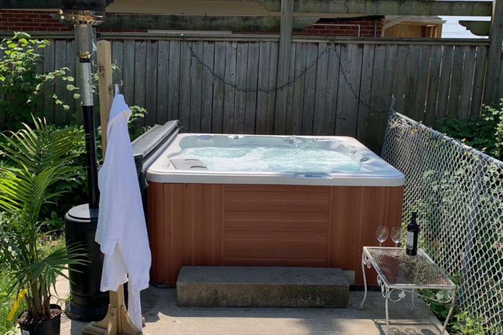 luxury glamping w/ pool & hot tub photo 5