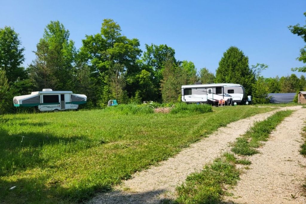 Cedarhaven Grounds photo 2