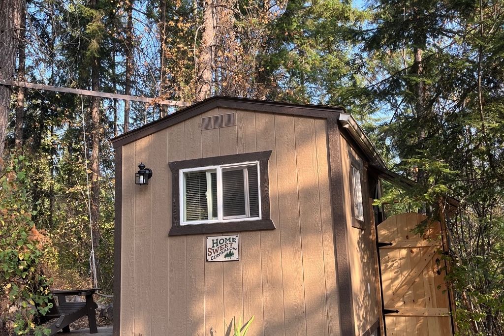 Mountain Camping Bungalow