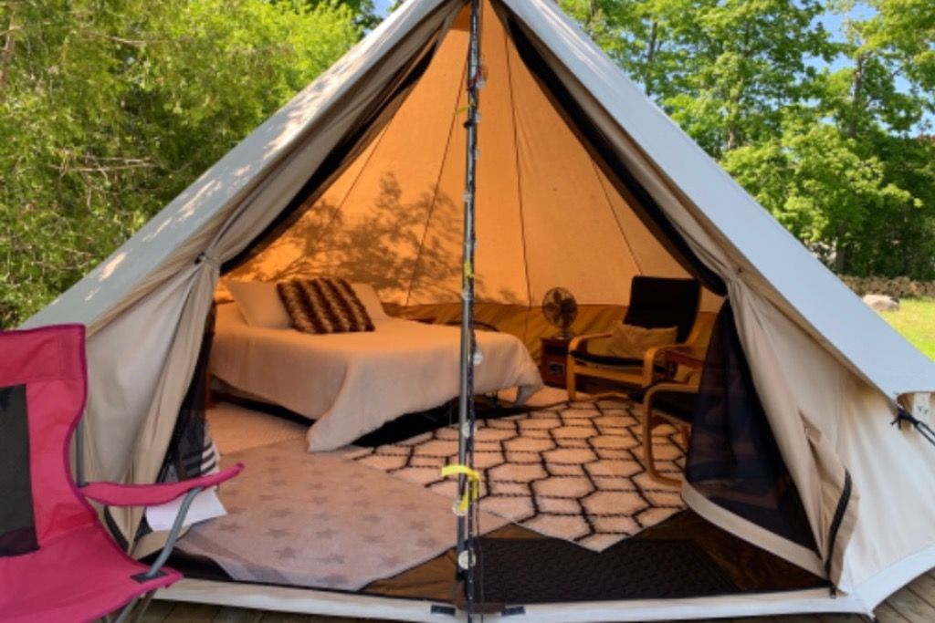 luxury glamping w/ pool & hot tub - Main photo