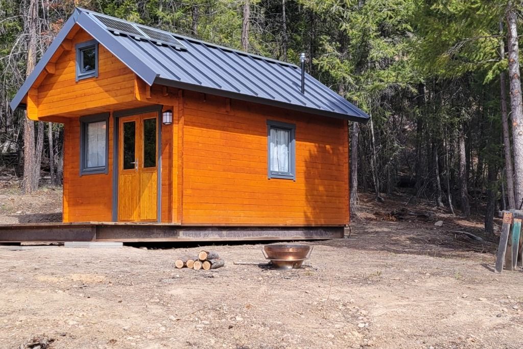 Corner Nook Cabin