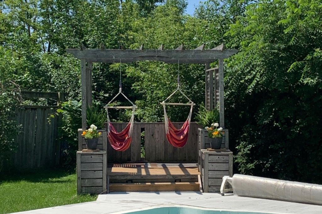 Cozy cabin w/ pool & hot tub photo 5