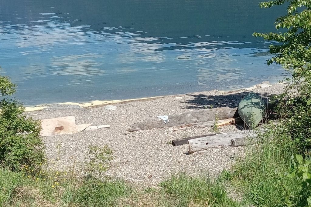 Ainsworth Hot Springs RV lot photo 3