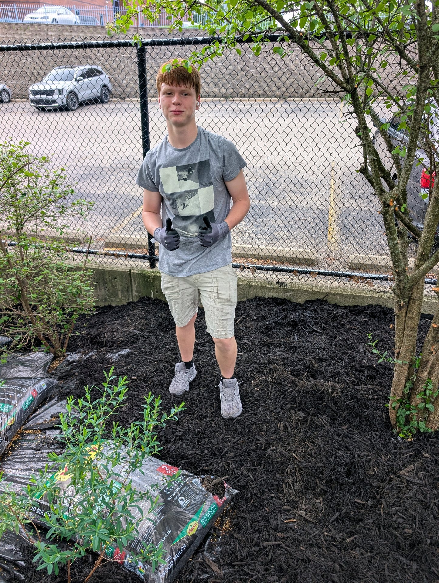 Service Project at Taft House photo