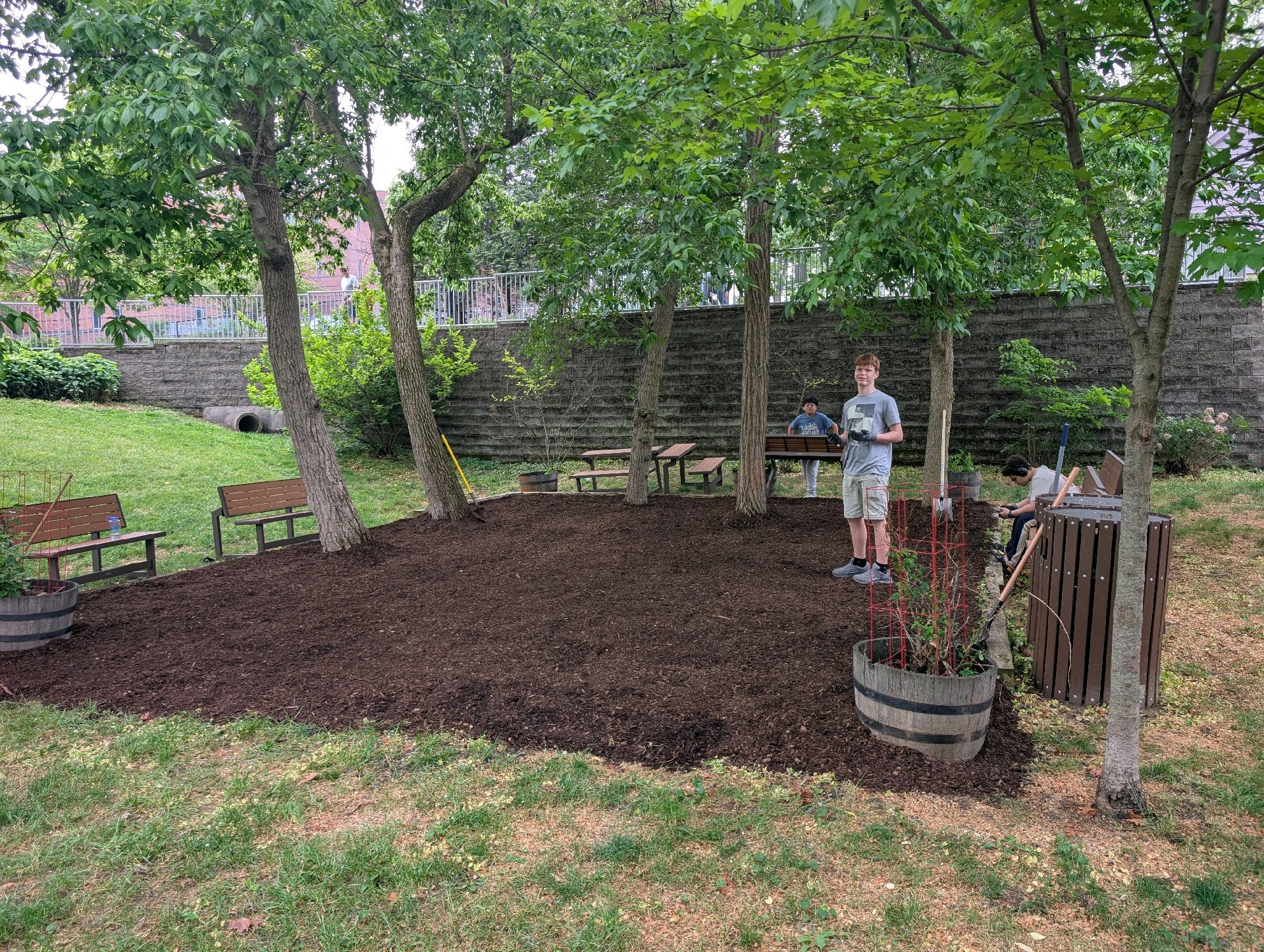 Service Project at Taft House photo