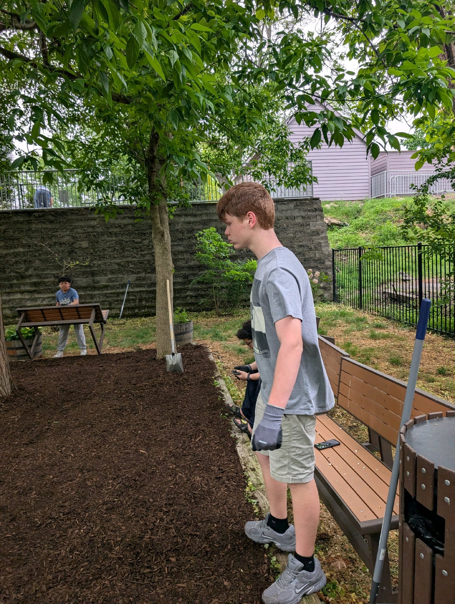 Service Project at Taft House photo