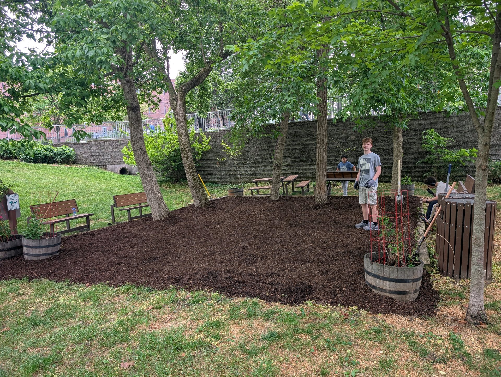 Service Project at Taft House photo