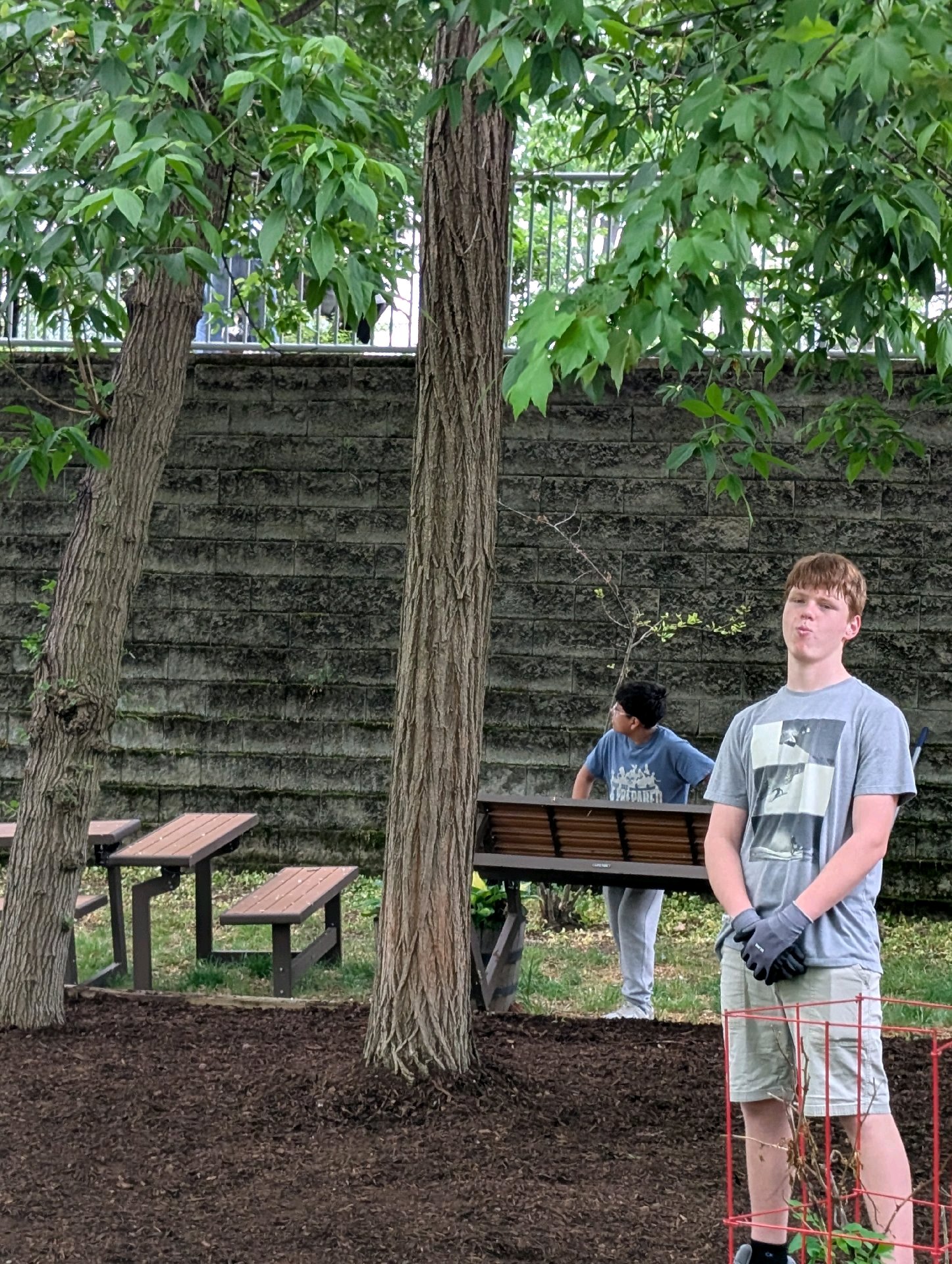 Service Project at Taft House photo